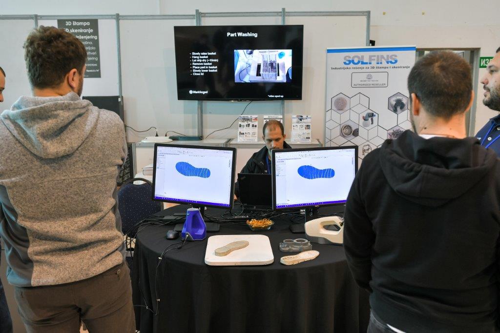 Odoo - Sample 1 for three columns